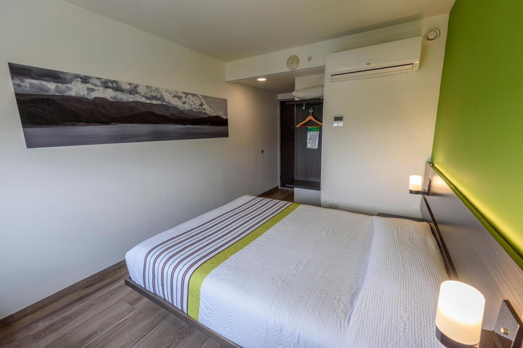 City Express Junior By Marriott Bogota Aeropuerto Exterior photo
