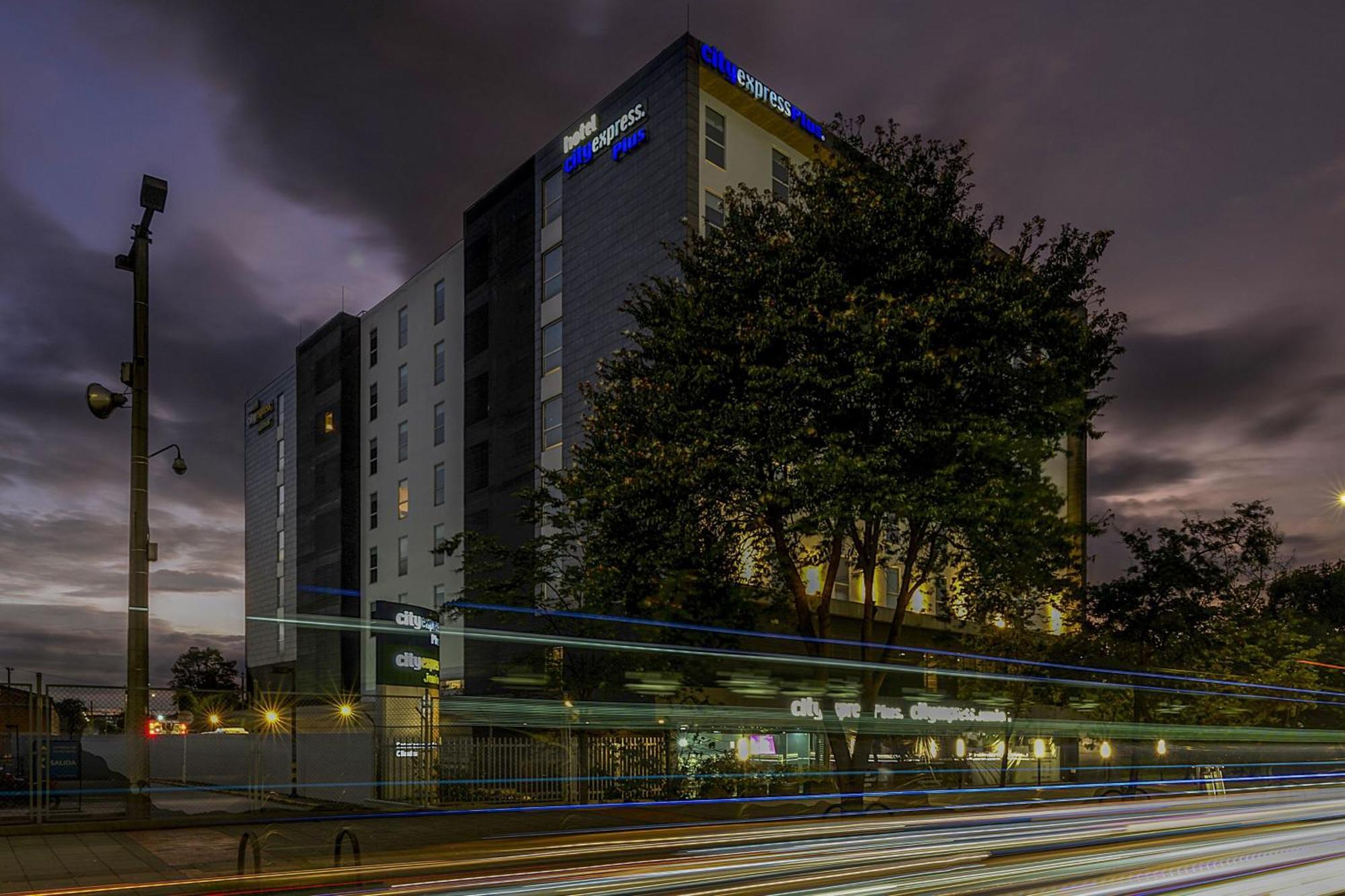 City Express Junior By Marriott Bogota Aeropuerto Exterior photo
